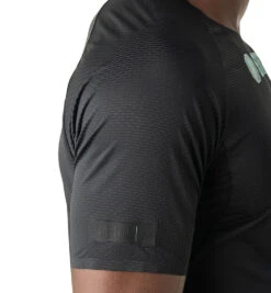 SPARTAN By CRAFT Nanoweight SS Tee - Men's 7 SPARTAN By CRAFT Nanoweight SS Tee - Men's -Spartan CRAFT Mens Nanoweight Tee Black 4