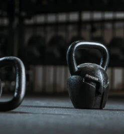 SPARTAN Helmet Kettlebell 2.0 22 SPARTAN Helmet Kettlebell 2.0 -Spartan PDP Alt 3PDP Kettleb